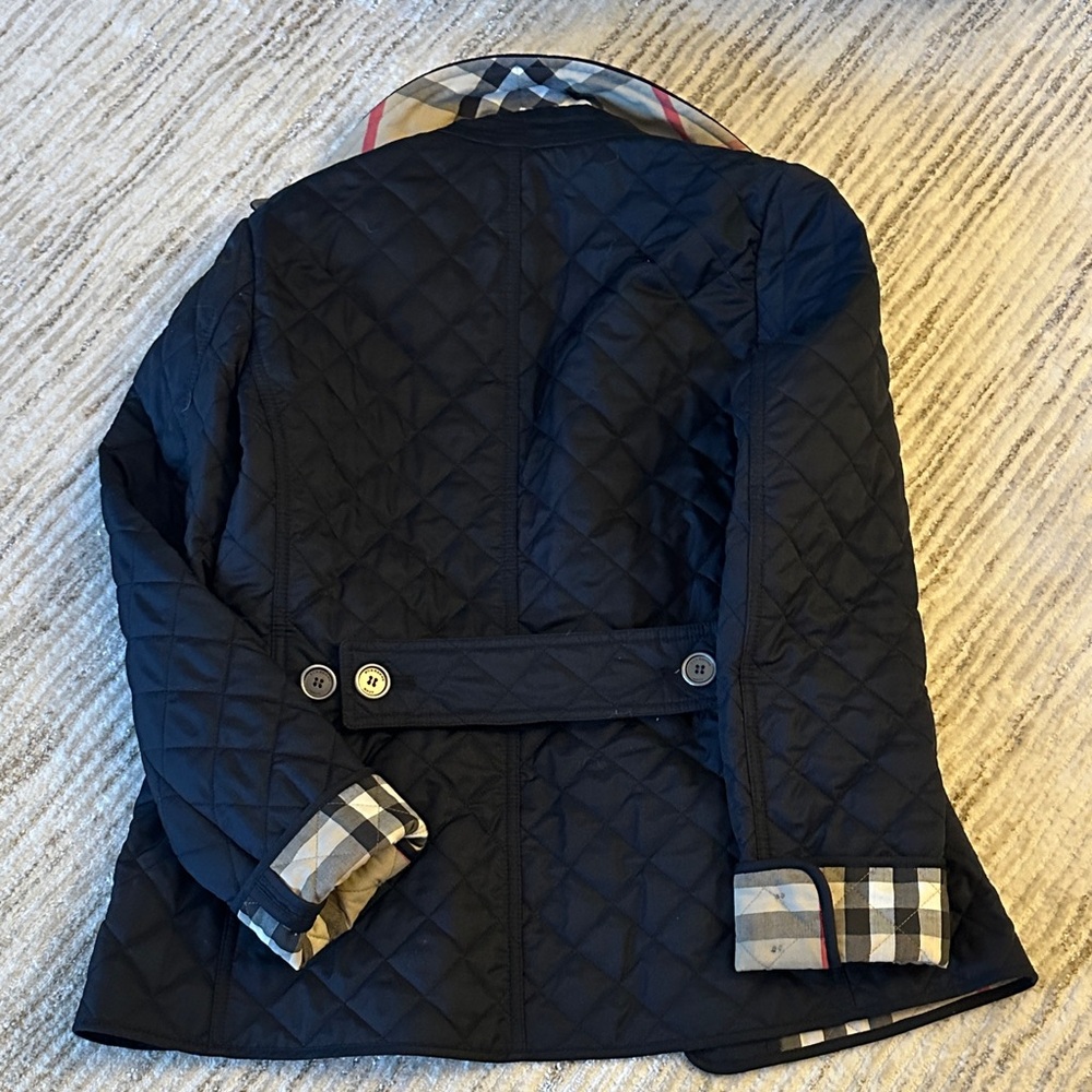 Burberry Quilted Navy Women’a Jacket - Authentic - Picture 5 of 5